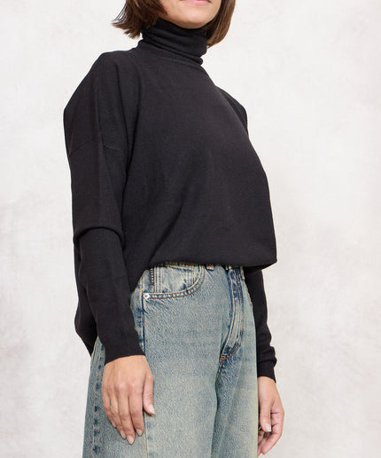 Pull collo alto nero - White Whise